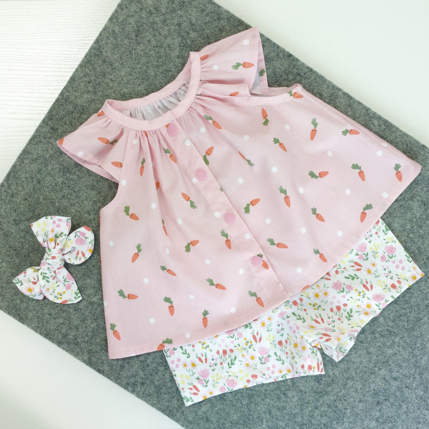 Carrot me away! Baby top and shorts set